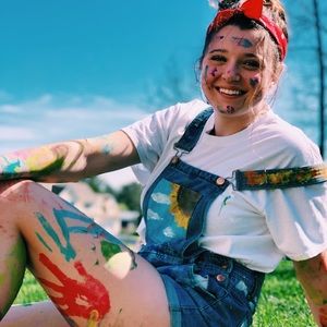 Meet your Posher, Ana